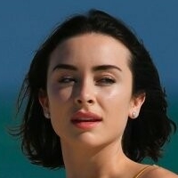 Klaudia Halejcio Naken