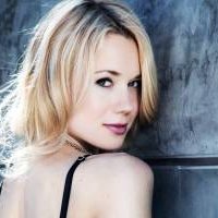 Kristen Hager Naken