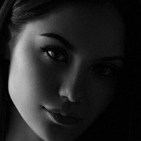 Kristina Azaronak Naken