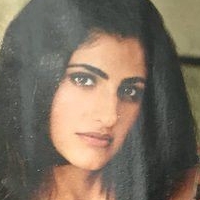 Kubbra Sait Naken
