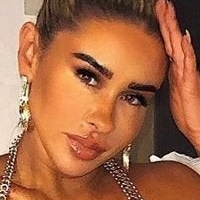 Lacey Montgomery Naken