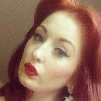 Laura Dawson Naken