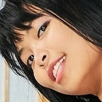 Leona Thai Naken