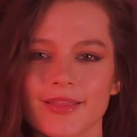 Lorienn Naken