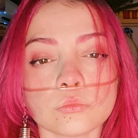 Luana Reinert Naken
