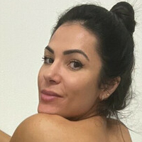 Luana Thomaz Naken