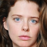 Maaike Neuville Naken