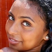 Mariahellie Naken