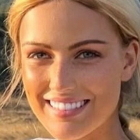 Marie Hoffmann Naken