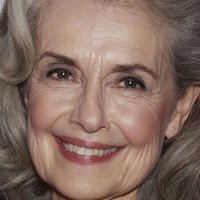 Mary Beth Peil Naken