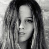 Matilda Price Naken