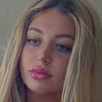 meakelena Naken