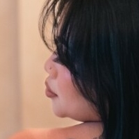 Mee Wang Naken