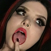 Megan Mayhem Naken