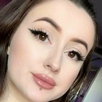 mi_ameli Naken
