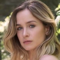 Michaela Sprague Naken