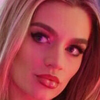 Mikenna Naken