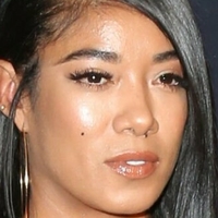 Mila J Naken