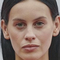 Milena Smith Naken