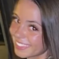 Moira Naken