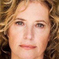 Nancy Travis Naken