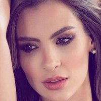 Natalia Vélez Naken