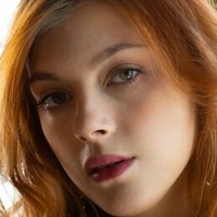 Naty Evans Naken