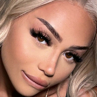 NinaaNicolette Naken
