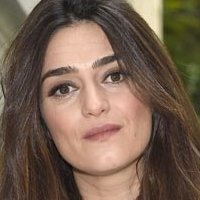 Olivia Molina Naken
