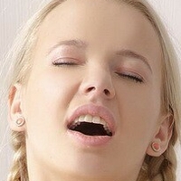 Oliviagrace Naken