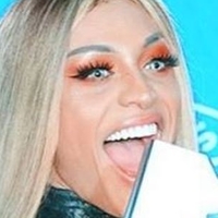 Pabllo Vittar Naken
