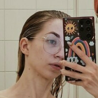 Pikdame / Kim Baltes Naken