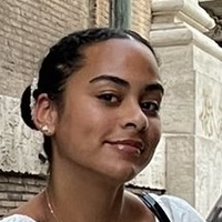 Raina Morris Naken