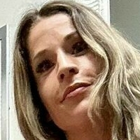 Rhonda Naken
