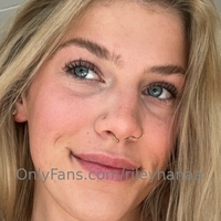rileyhanaa Naken