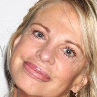 Roberta Leighton Naken