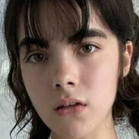 Salome Larrea Muñoz Naken
