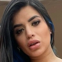 Sara Retail Naken