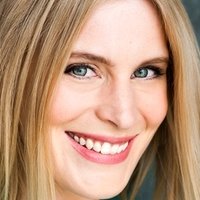 Sarah Navratil Naken