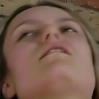 Sarah Shy Naken