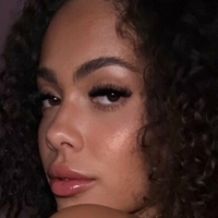 sexxxyyselena Naken