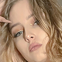 Sharp_Category_ Naken