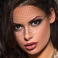 Shelly Lee Naken