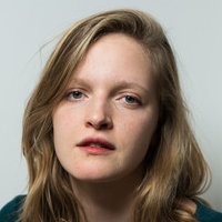 Sophie Traub Naken