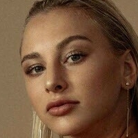 Stephanie Belovukovic Naken