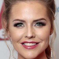 Stephanie Waring Naken