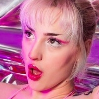 Strawbunnyx0x0 Naken