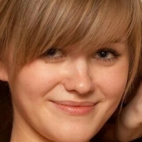 Svanhild Naken