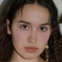 Tessa Grant Naken