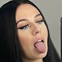 theeonlyalaia Naken